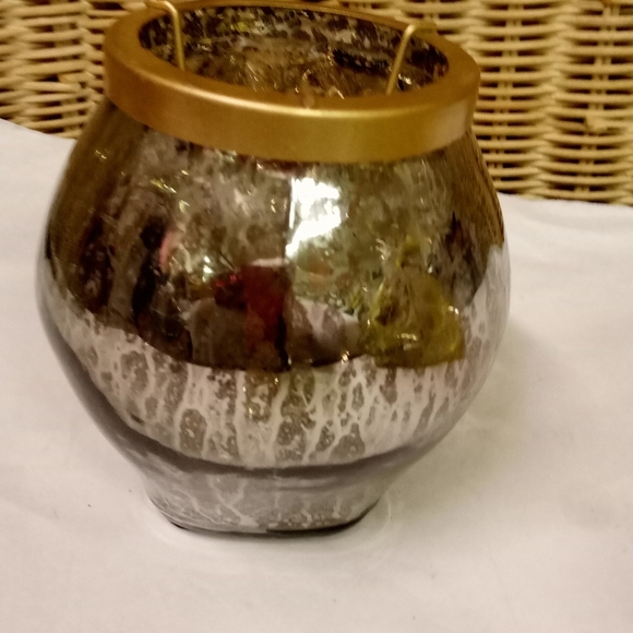 Old East Main Glass Skeleton/SkullHead Candle Holder/Lantern Silver Metallic 8x6 - Picture 4 of 6